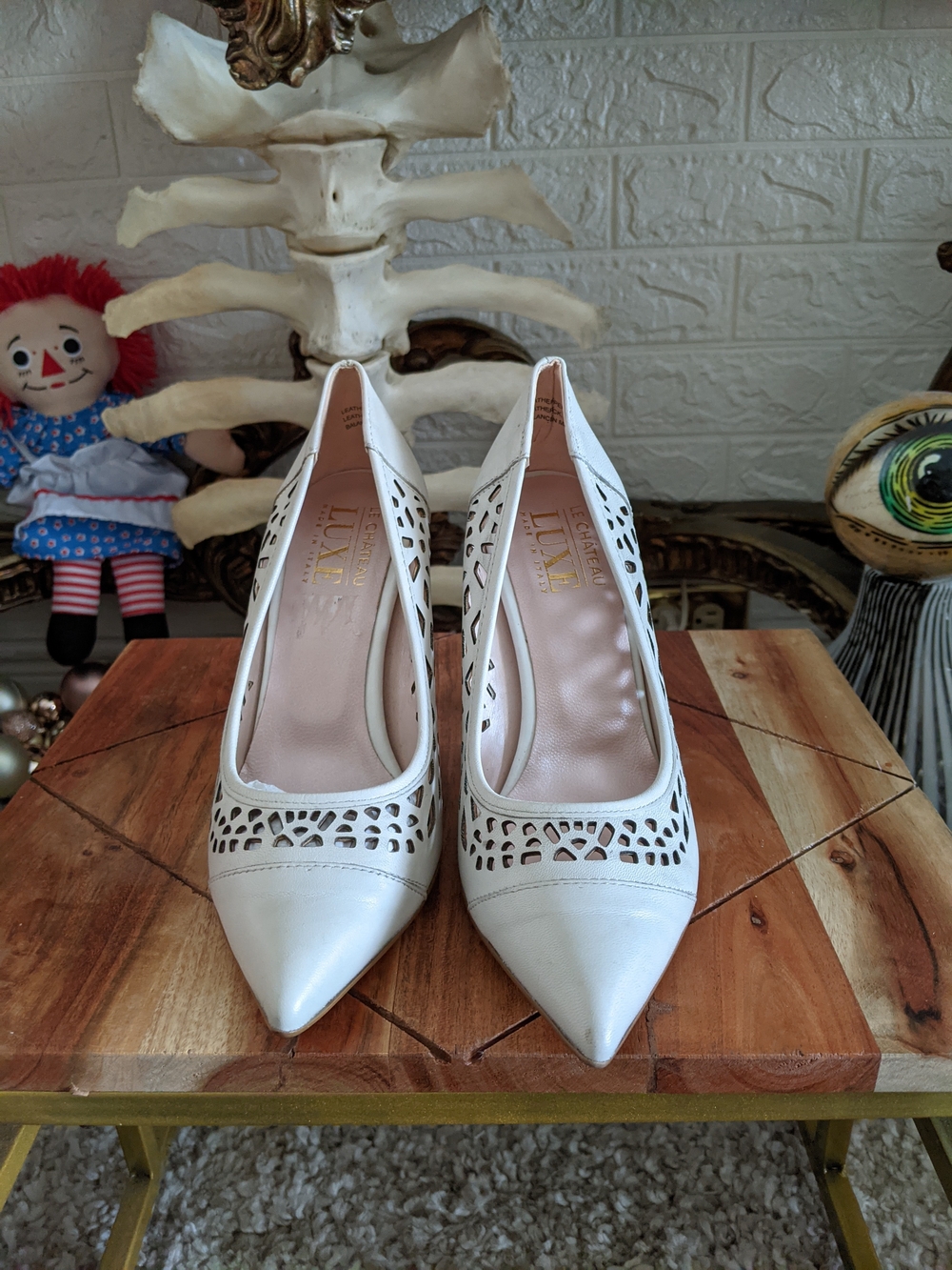 Le Chateau x Luxe White Pointed-Toe Laser-Cut Pumps